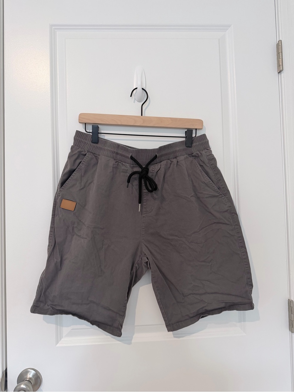 Amazon Essentials Men's Gray Elastic Waist Drawstring Shorts